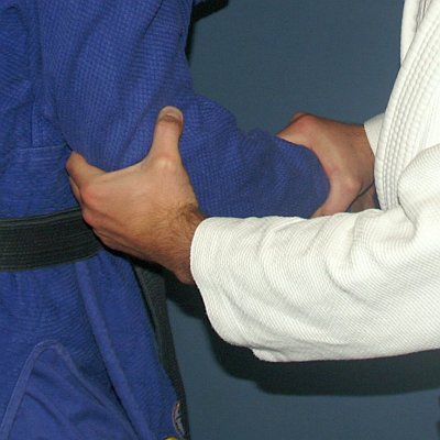 MesserabwehrMitKontrolle05.jpg