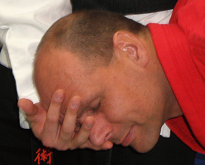 Kreuzfesselgriff10.gif